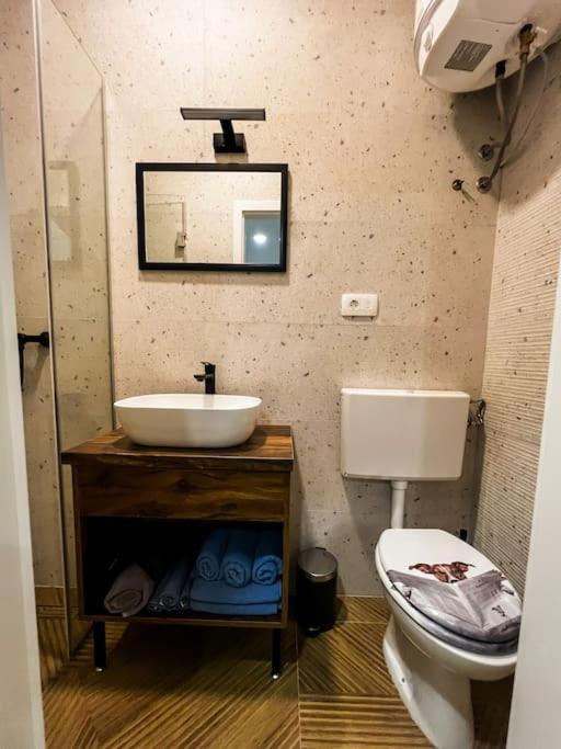 Studio Apartment Joanna Риека Экстерьер фото